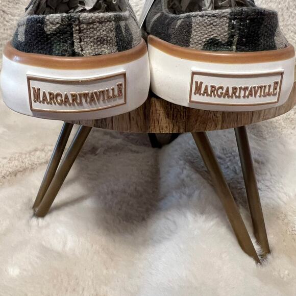 Margaritaville Canvas Shoes NWT Size (7.5) - Picture 5 of 7